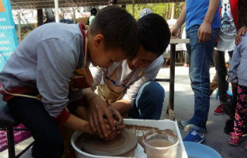 В поисках работы: жители Бишкека приняли участие в ярмарке навыков и вакансий