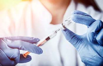 Индия и США ведут работы по созданию вакцины против коронавируса