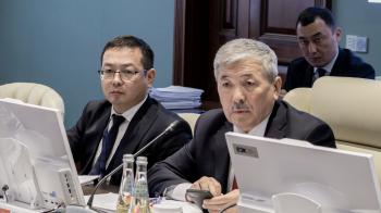 Первый зампред Кабмина Адылбек Касымалиев в Москве принял участие в заседании Совета ЕЭК