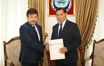 Новый Посол России в Кыргызстане вручил копии верительных грамот